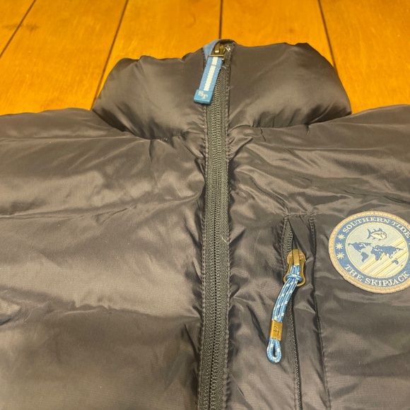 Southern Tide Duck Down Puffer Zip Winter Vest Navy Large EUC - Picture 7 of 16